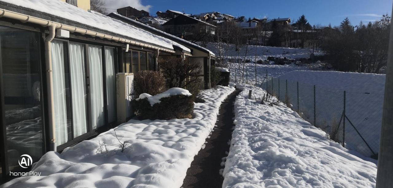 Les Fontanilles Odeillo Chalet 60 Wifi & Parking Gratuit Expose Plein Sud & Plein Pied , Draps & Serviettes De Toilettes Non Inclus, Sabanas Y Toallas No Incluidos Font-Romeu-Odeillo-Via Exterior foto