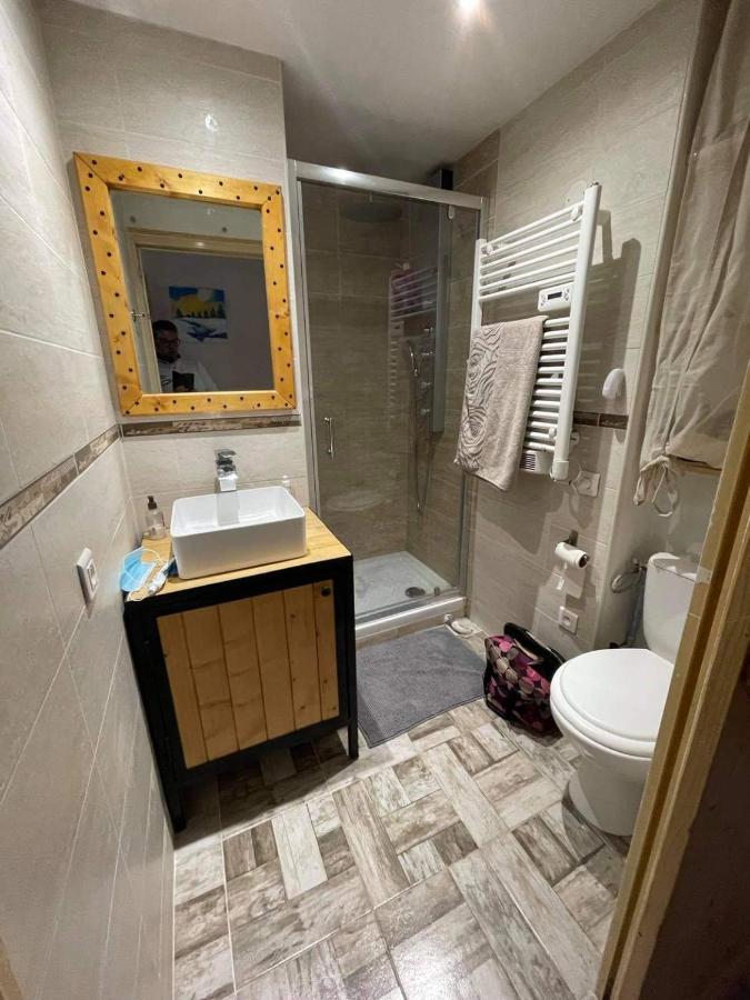 Les Fontanilles Odeillo Chalet 60 Wifi & Parking Gratuit Expose Plein Sud & Plein Pied , Draps & Serviettes De Toilettes Non Inclus, Sabanas Y Toallas No Incluidos Font-Romeu-Odeillo-Via Exterior foto