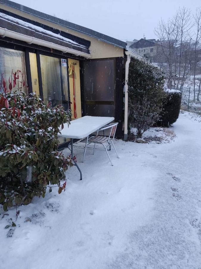 Les Fontanilles Odeillo Chalet 60 Wifi & Parking Gratuit Expose Plein Sud & Plein Pied , Draps & Serviettes De Toilettes Non Inclus, Sabanas Y Toallas No Incluidos Font-Romeu-Odeillo-Via Exterior foto